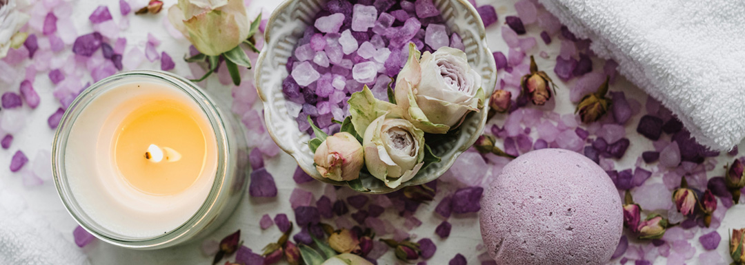 Cuore grafico con la scritta Amore per la casa